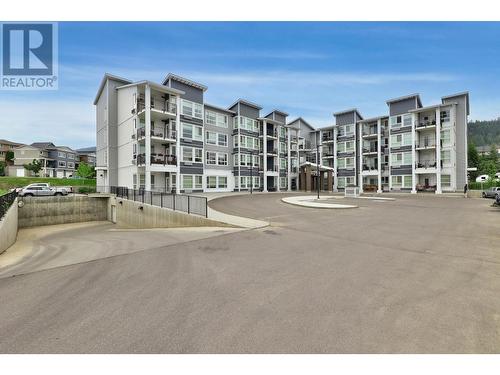 1880 Hugh Allan Drive Unit# 107, Kamloops, BC - Outdoor With Facade