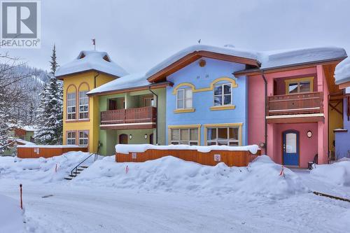 6005 Valley Drive Unit# 44, Sun Peaks, BC - Outdoor With Facade