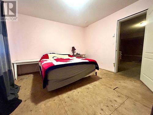 3998 Agate Bay Road, Barriere, BC - Indoor Photo Showing Bedroom