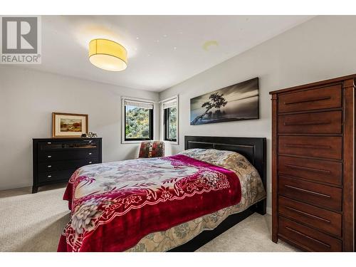 1651 Valleyview Drive Unit# 19, Kamloops, BC - Indoor Photo Showing Bedroom