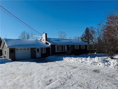 823 Royal Road Rd, Fredericton, NB 