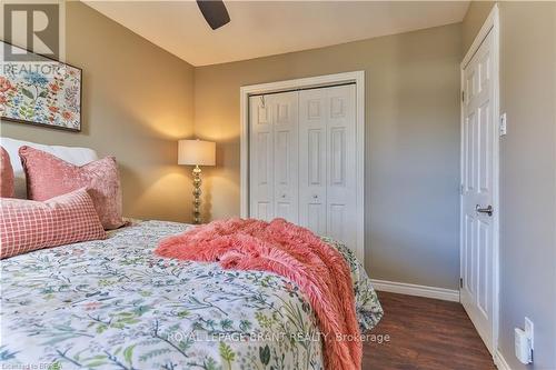 20 Frank Street, Brantford, ON - Indoor Photo Showing Bedroom