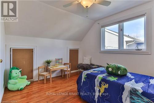 20 Frank Street, Brantford, ON - Indoor Photo Showing Bedroom