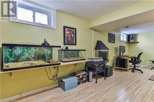 20 Frank Street, Brantford, ON - Indoor