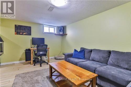 20 Frank Street, Brantford, ON - Indoor