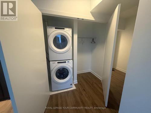 3407 - 327 King Street W, Toronto, ON - Indoor Photo Showing Laundry Room