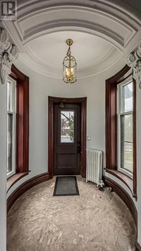 347 Queen Street S, Hamilton, ON - Indoor Photo Showing Other Room