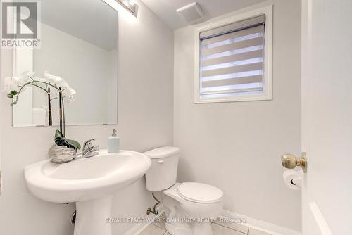 9 Sugarhill Drive, Brampton, ON - Indoor Photo Showing Bathroom