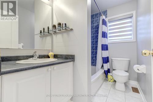 9 Sugarhill Drive, Brampton, ON - Indoor Photo Showing Bathroom