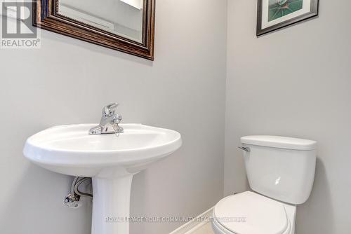 9 Sugarhill Drive, Brampton, ON - Indoor Photo Showing Bathroom