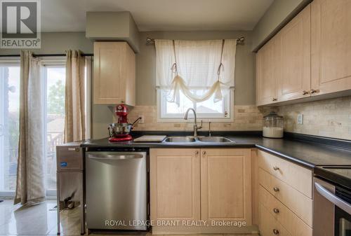 16 Mcguiness Drive, Brantford, ON - Indoor Photo Showing Kitchen With Double Sink