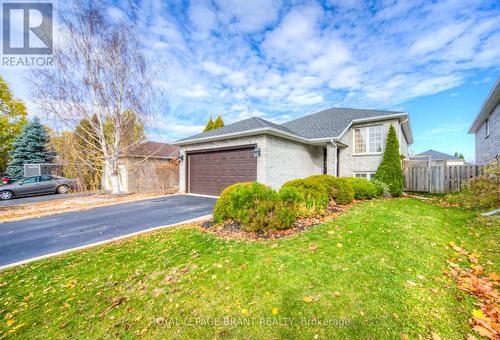 16 Mcguiness Drive, Brantford, ON - Outdoor