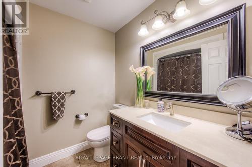 16 Mcguiness Drive, Brantford, ON - Indoor Photo Showing Bathroom