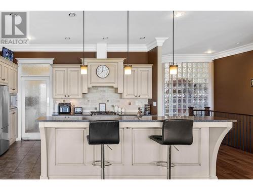 842 Guerin Creek Way, Kamloops, BC - Indoor Photo Showing Kitchen With Upgraded Kitchen