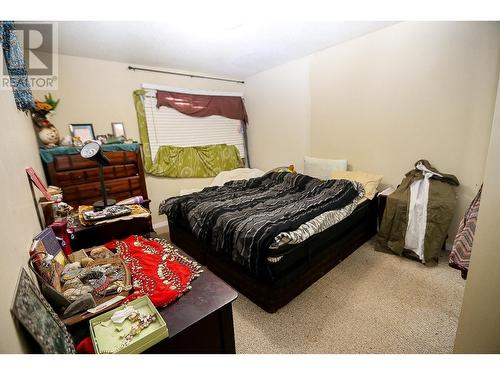 25 Sapphire Court, Logan Lake, BC - Indoor Photo Showing Bedroom