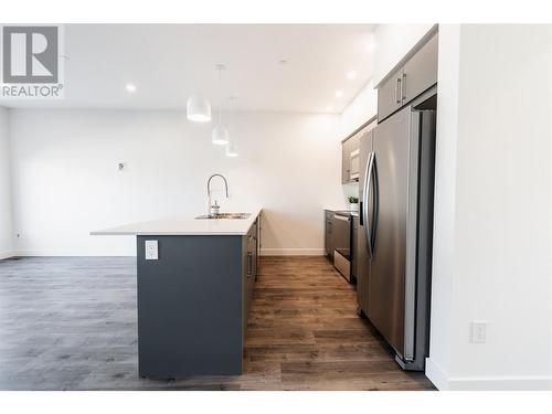 8960 Dallas Drive Unit# 116, Kamloops, BC - Indoor Photo Showing Kitchen With Upgraded Kitchen