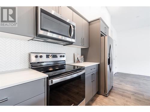 8960 Dallas Drive Unit# 116, Kamloops, BC - Indoor Photo Showing Kitchen With Stainless Steel Kitchen