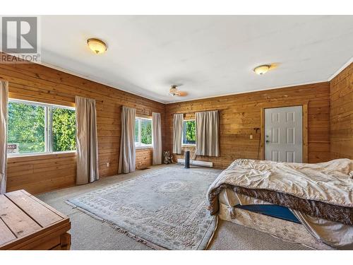 569 English Road, Chase, BC - Indoor Photo Showing Bedroom