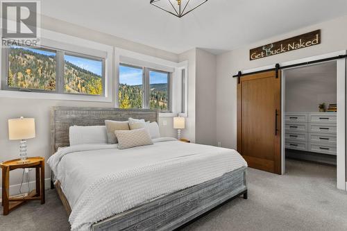 2424 Fairways Drive, Sun Peaks, BC - Indoor Photo Showing Bedroom