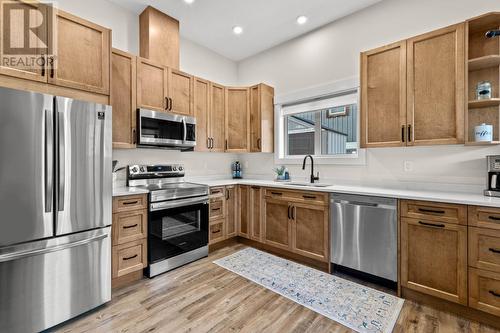 2424 Fairways Drive, Sun Peaks, BC - Indoor Photo Showing Kitchen