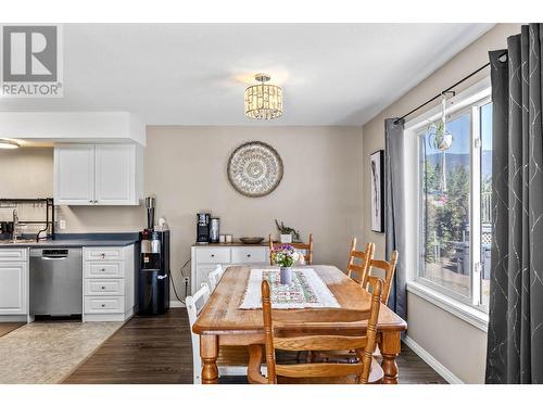 233 Brooke Drive Unit# 3, Chase, BC - Indoor Photo Showing Dining Room