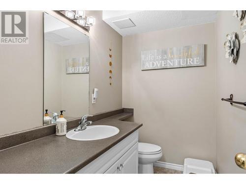 233 Brooke Drive Unit# 3, Chase, BC - Indoor Photo Showing Bathroom