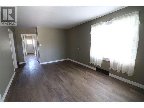 325 Willow Street, Kamloops, BC - Indoor Photo Showing Other Room