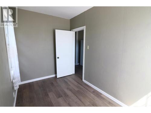 325 Willow Street, Kamloops, BC - Indoor Photo Showing Other Room