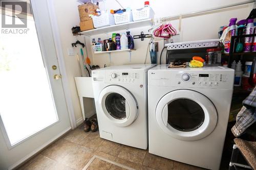 1612 Flume Road, Barriere, BC - Indoor Photo Showing Laundry Room