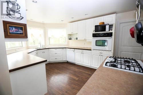 1612 Flume Road, Barriere, BC - Indoor Photo Showing Kitchen