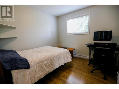 446 Oriole Way, Barriere, BC - Indoor Photo Showing Bedroom