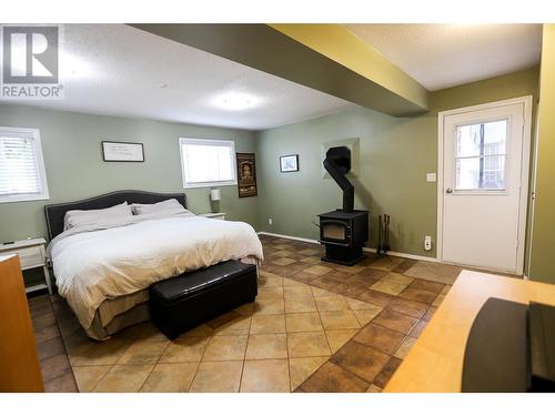 446 Oriole Way, Barriere, BC - Indoor Photo Showing Bedroom