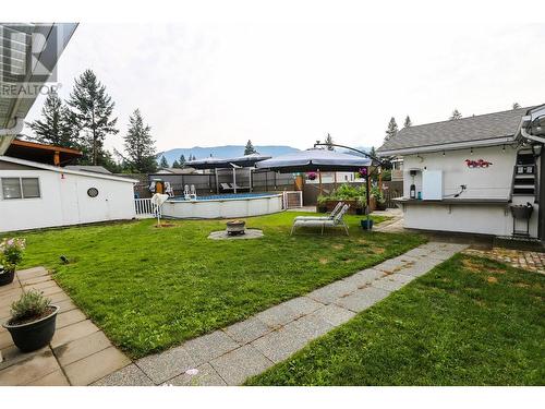 446 Oriole Way, Barriere, BC - Outdoor With Backyard