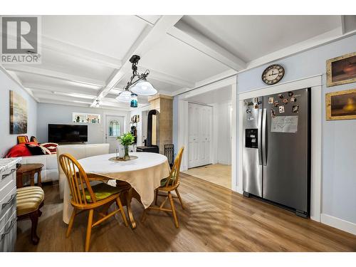 8844 Davis Hill Road, Chase, BC - Indoor Photo Showing Dining Room