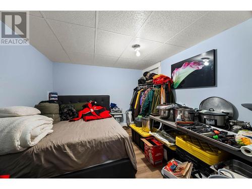 8844 Davis Hill Road, Chase, BC - Indoor Photo Showing Bedroom