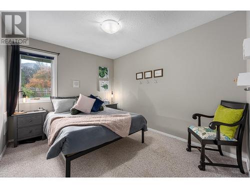 105 Puett Ranch Road, Kamloops, BC - Indoor Photo Showing Bedroom