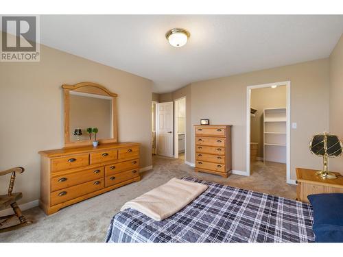 2022 Pacific Way Unit# 19, Kamloops, BC - Indoor Photo Showing Bedroom