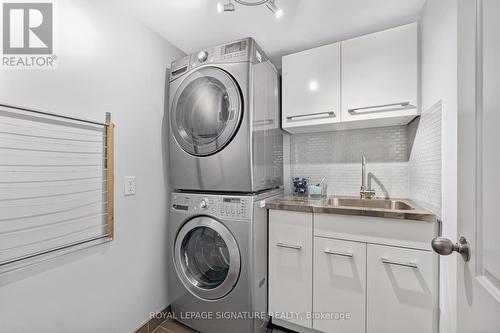 21 Page Avenue, Toronto, ON - Indoor Photo Showing Laundry Room