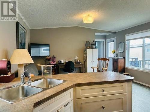 235 Aylmer Road Unit# 13, Chase, BC - Indoor Photo Showing Kitchen With Double Sink