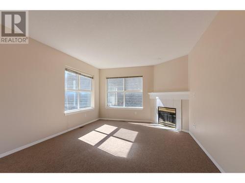 1920 Hugh Allan Drive Unit# 27, Kamloops, BC - Indoor With Fireplace