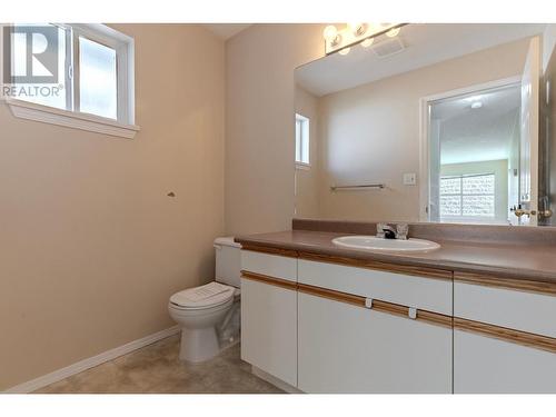 1920 Hugh Allan Drive Unit# 7, Kamloops, BC - Indoor Photo Showing Bathroom