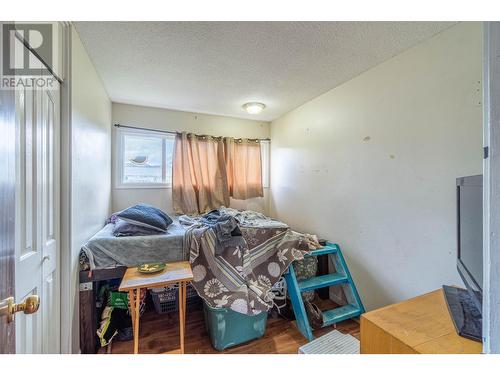 841 Pembroke Avenue, Kamloops, BC - Indoor