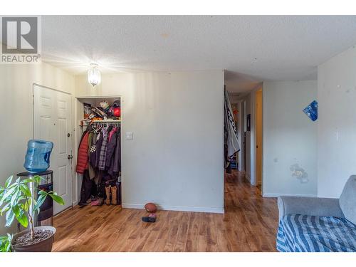 841 Pembroke Avenue, Kamloops, BC - Indoor