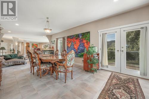 3390 Shuswap  E Road, Kamloops, BC - Indoor Photo Showing Dining Room