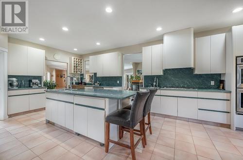 3390 Shuswap  E Road, Kamloops, BC - Indoor Photo Showing Kitchen