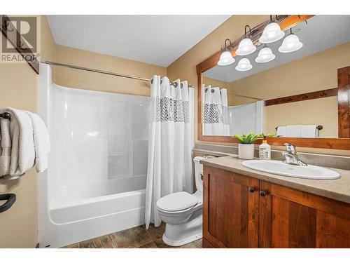 5035 Valley Drive Unit# 44, Sun Peaks, BC - Indoor Photo Showing Bathroom