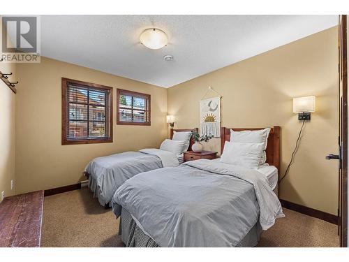 5035 Valley Drive Unit# 44, Sun Peaks, BC - Indoor Photo Showing Bedroom