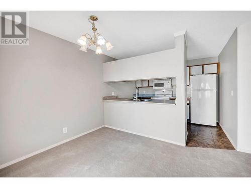 338 Nicola Street Unit# 310, Kamloops, BC - Indoor Photo Showing Kitchen