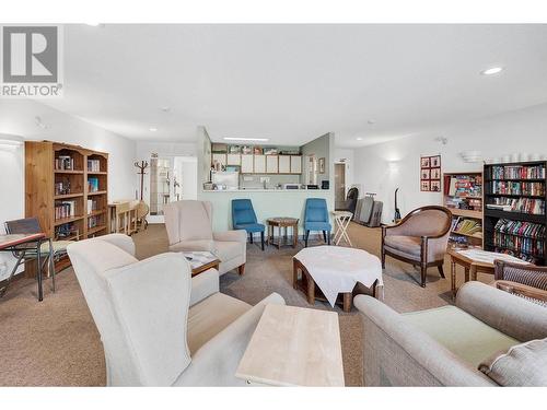 338 Nicola Street Unit# 310, Kamloops, BC - Indoor Photo Showing Living Room