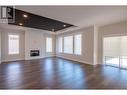 200 Grand Boulevard Unit# 137, Kamloops, BC  - Indoor Photo Showing Living Room With Fireplace 